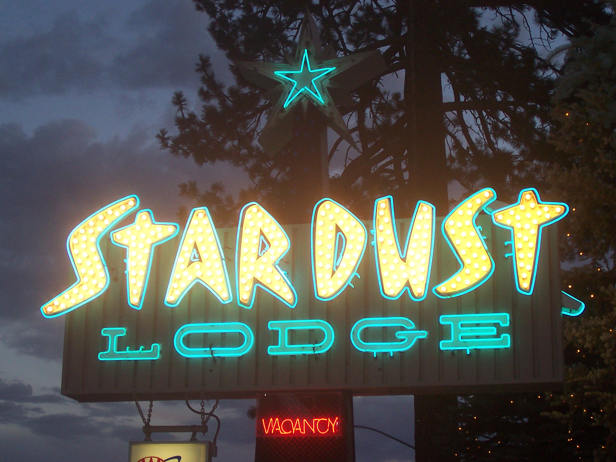Stardust Lodge